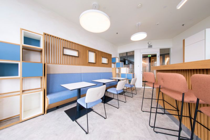 Neudoerfler asfinag loungebereich aufenthalt buero moebel