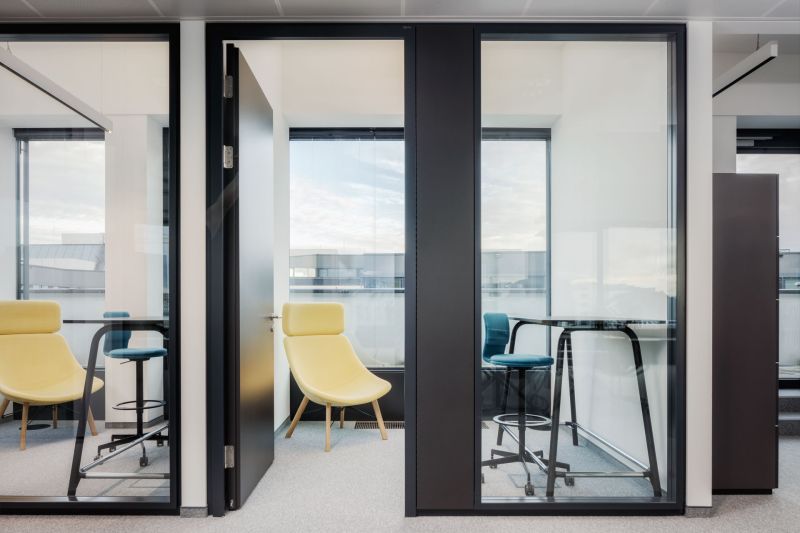 Palfinger fokusraum meeting bueromoebel neudoerfler